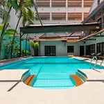 Starfield Golf Pool Villa
