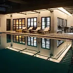 Starfield Golf Pool Villa