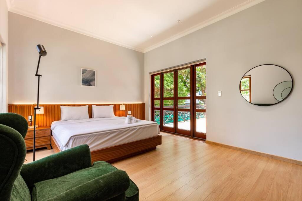 Starfield Golf Pool Biệt thự