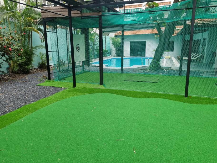 Starfield Golf Pool TP. Hồ Chí Minh