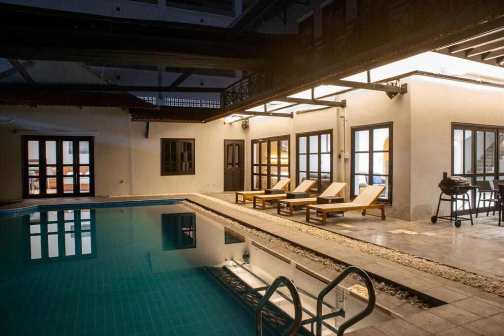 Biệt thự Starfield Golf Pool