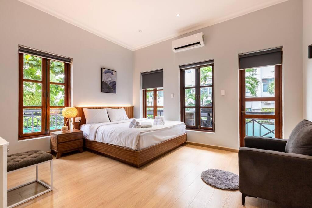 Starfield Golf Pool Villa